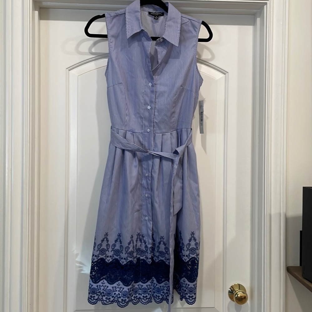 Sharagano dress, size 6, never worn, tags still on